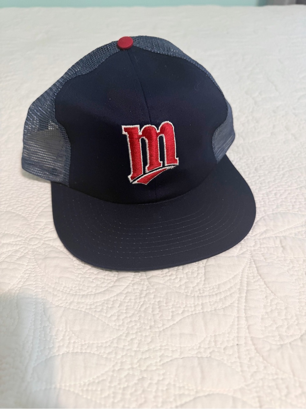 Vintage Minnesota Twins Hat Cap Snap Back Mens Navy Red MLB Baseball Trucker 90s